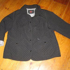Gallery Woman's black quilted jacket